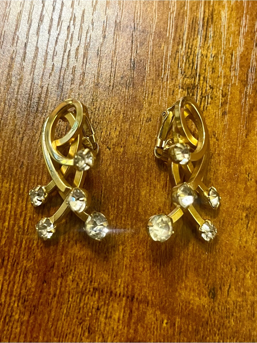 Vintage Emmons Gold Crystal Ribbon Clip-On Earrings